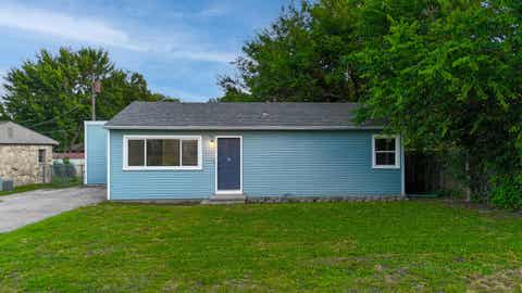 Homes For Sale - 213 E Radio Ln<br/> Arkansas City, KS 67005