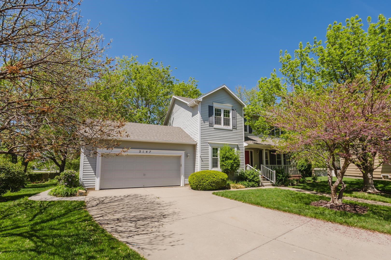 2147 N Tee Time Ct, Wichita, Kansas image 2