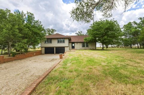 Homes For Sale - 789 E 100th St S St<br/> Sumner County, South Haven, KS 67140