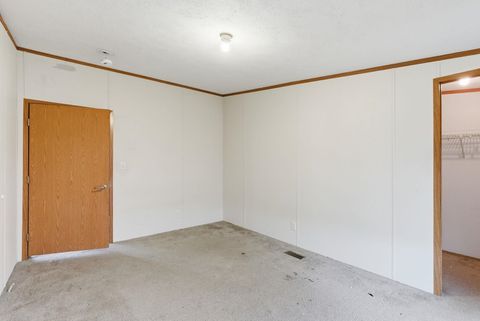 Tiny photo for 21311 85th Rd, Winfield, KS 67156 (MLS # 669282)