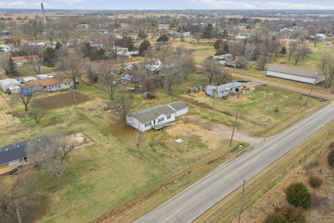 Tiny photo for 21311 85th Rd, Winfield, KS 67156 (MLS # 669282)