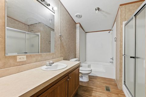 Tiny photo for 21311 85th Rd, Winfield, KS 67156 (MLS # 669282)