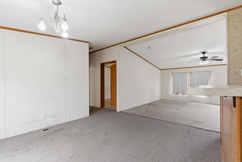 Tiny photo for 21311 85th Rd, Winfield, KS 67156 (MLS # 669282)