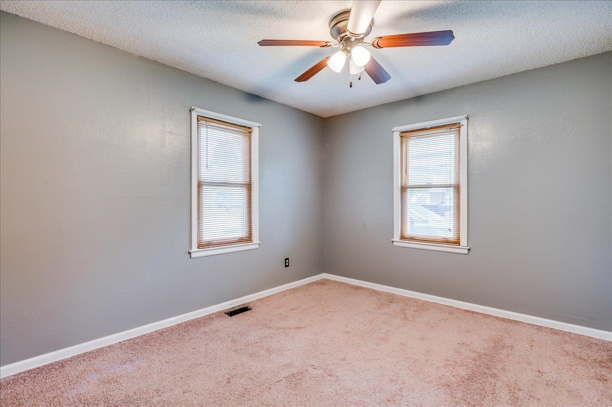 424 N Meridian Ave, Valley Center, Kansas image 13