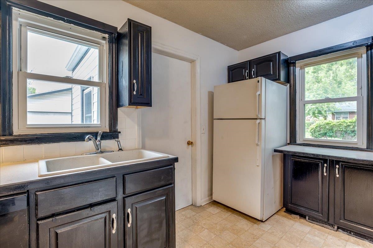 424 N Meridian Ave, Valley Center, Kansas image 9