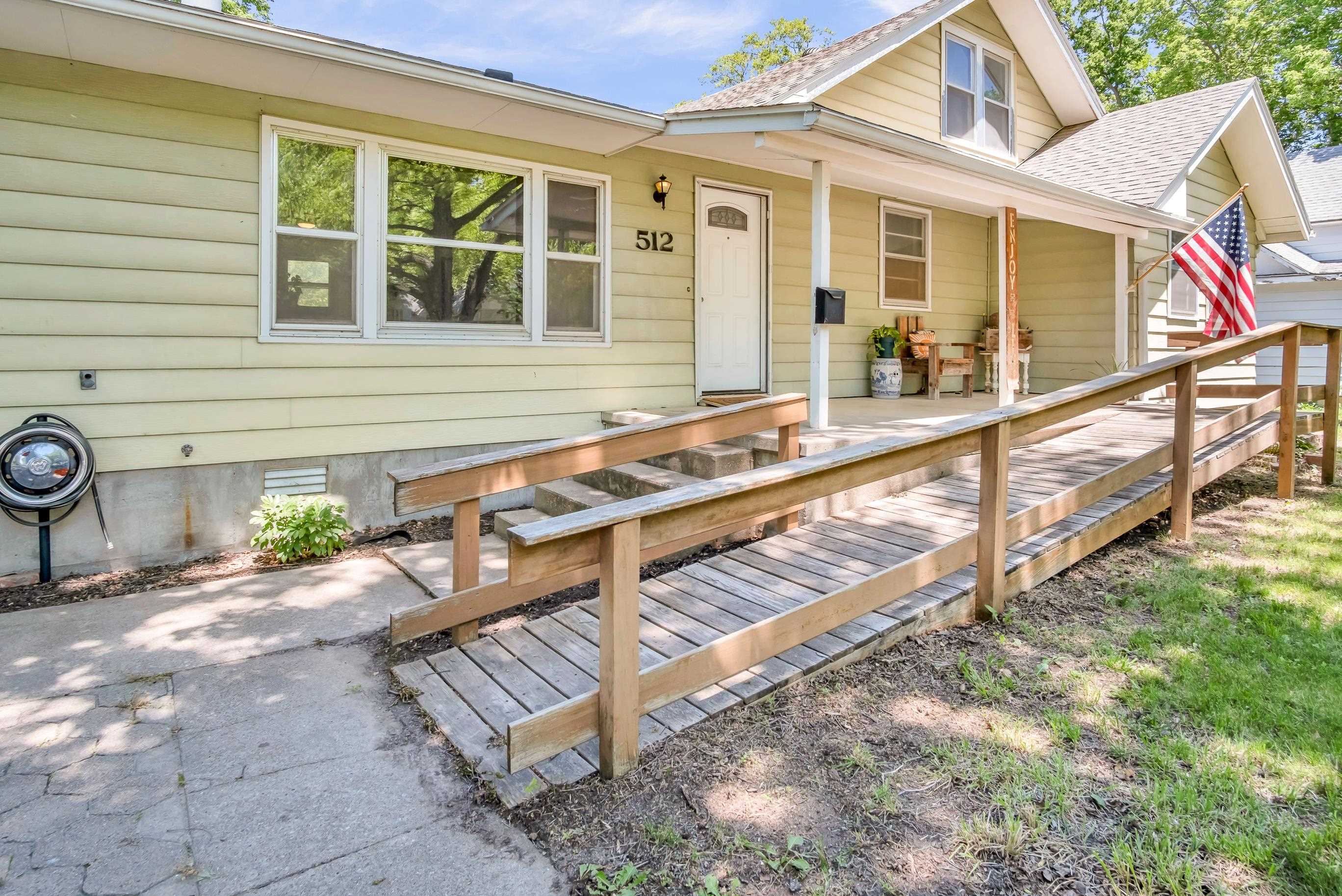 512 E 7th St, Newton, Kansas image 6