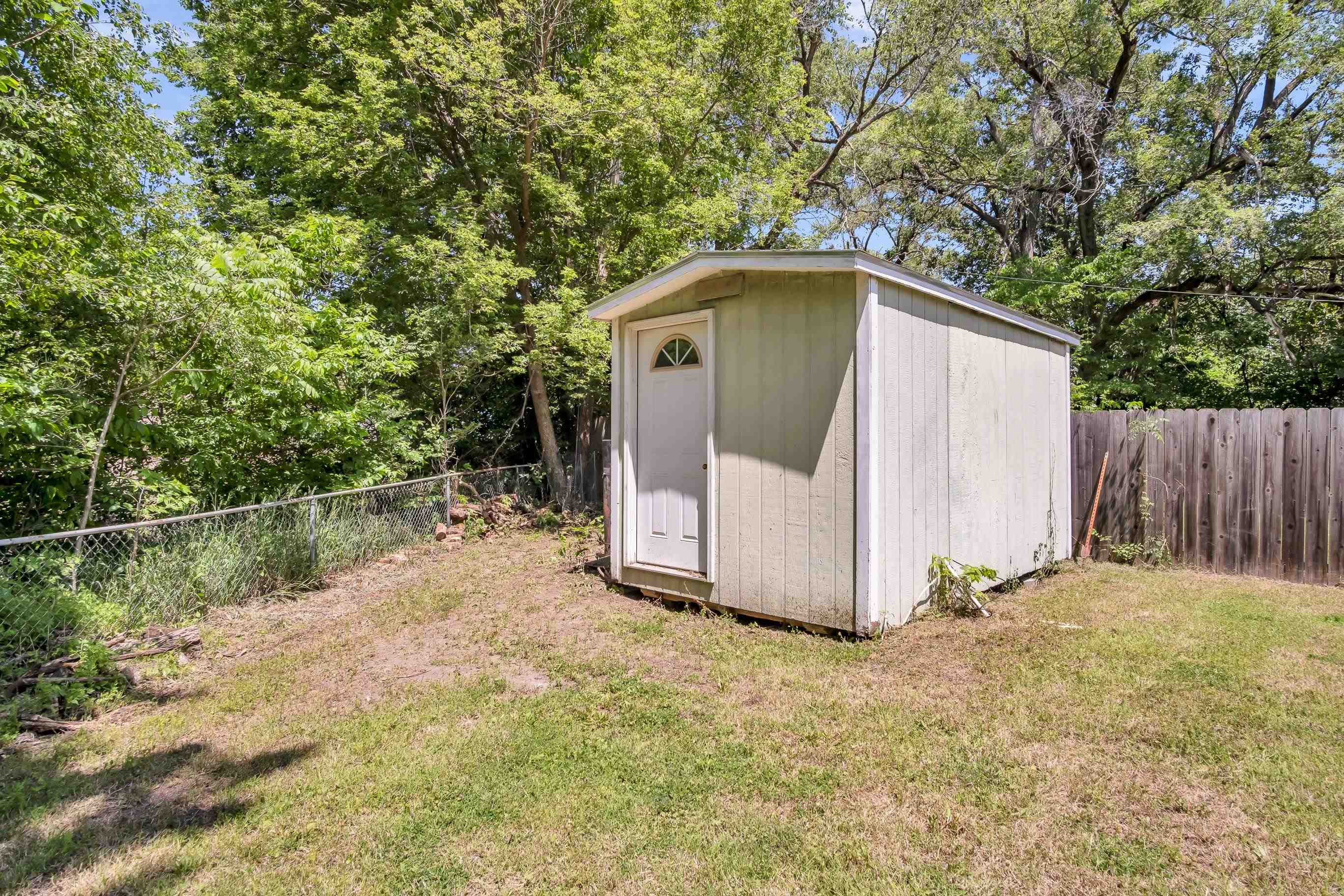 512 E 7th St, Newton, Kansas image 30