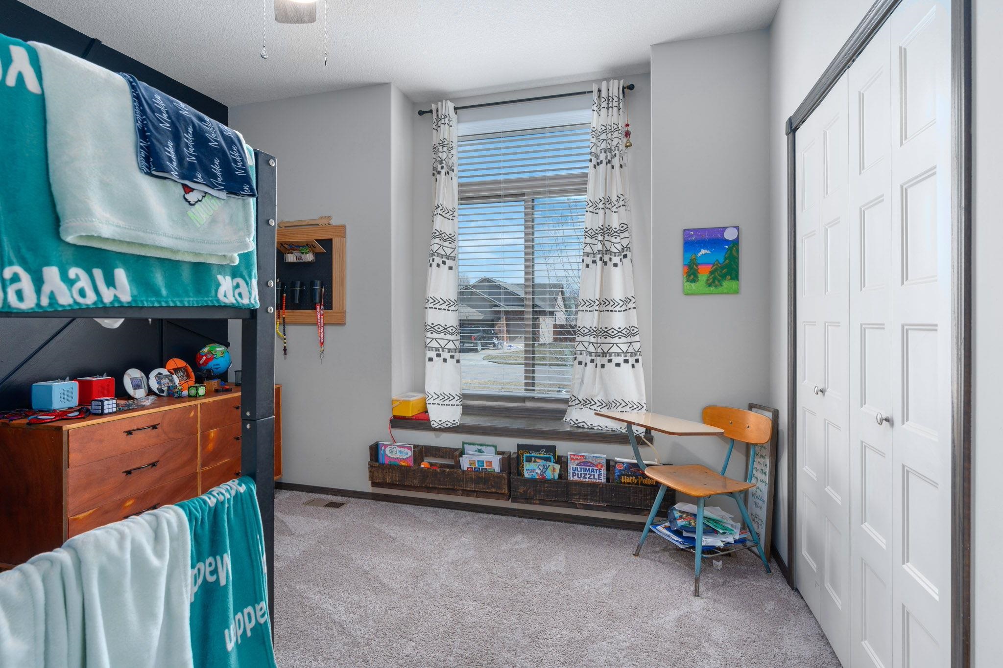 Wichita, Kansas 67205, United States, 5 Bedrooms Bedrooms, ,3 BathroomsBathrooms,Residential,Pending,62919