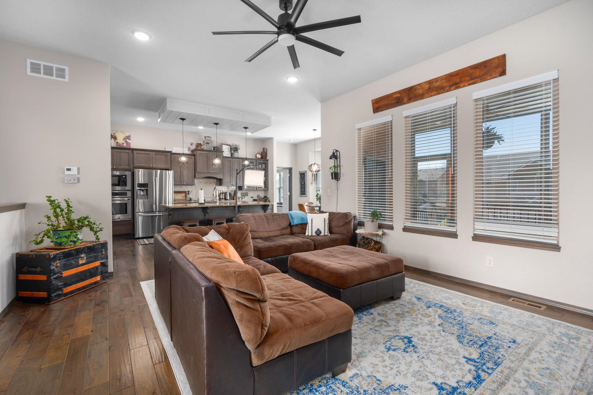 Wichita, Kansas 67205, United States, 5 Bedrooms Bedrooms, ,3 BathroomsBathrooms,Residential,Pending,62919