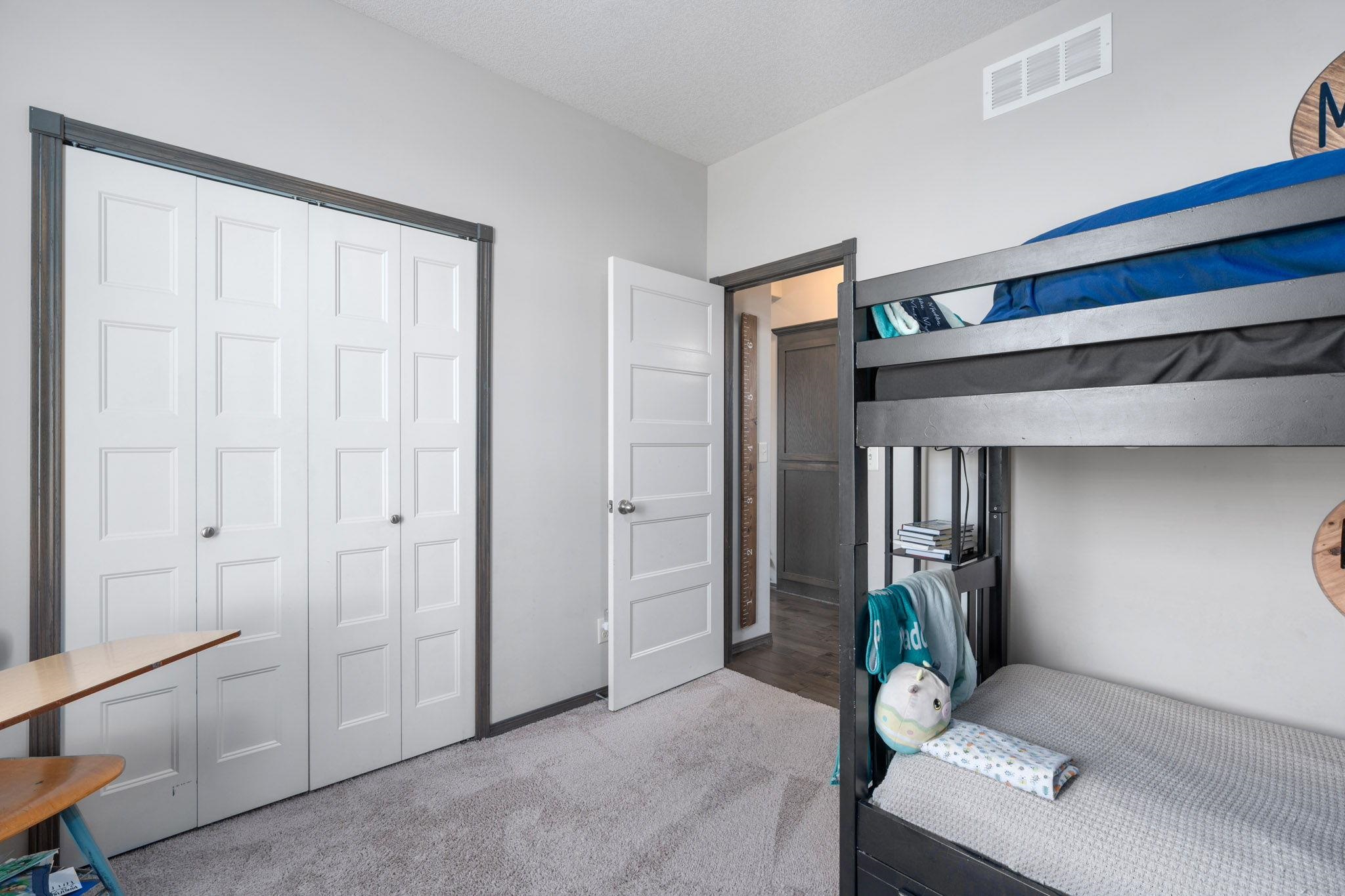 Wichita, Kansas 67205, United States, 5 Bedrooms Bedrooms, ,3 BathroomsBathrooms,Residential,Pending,62919