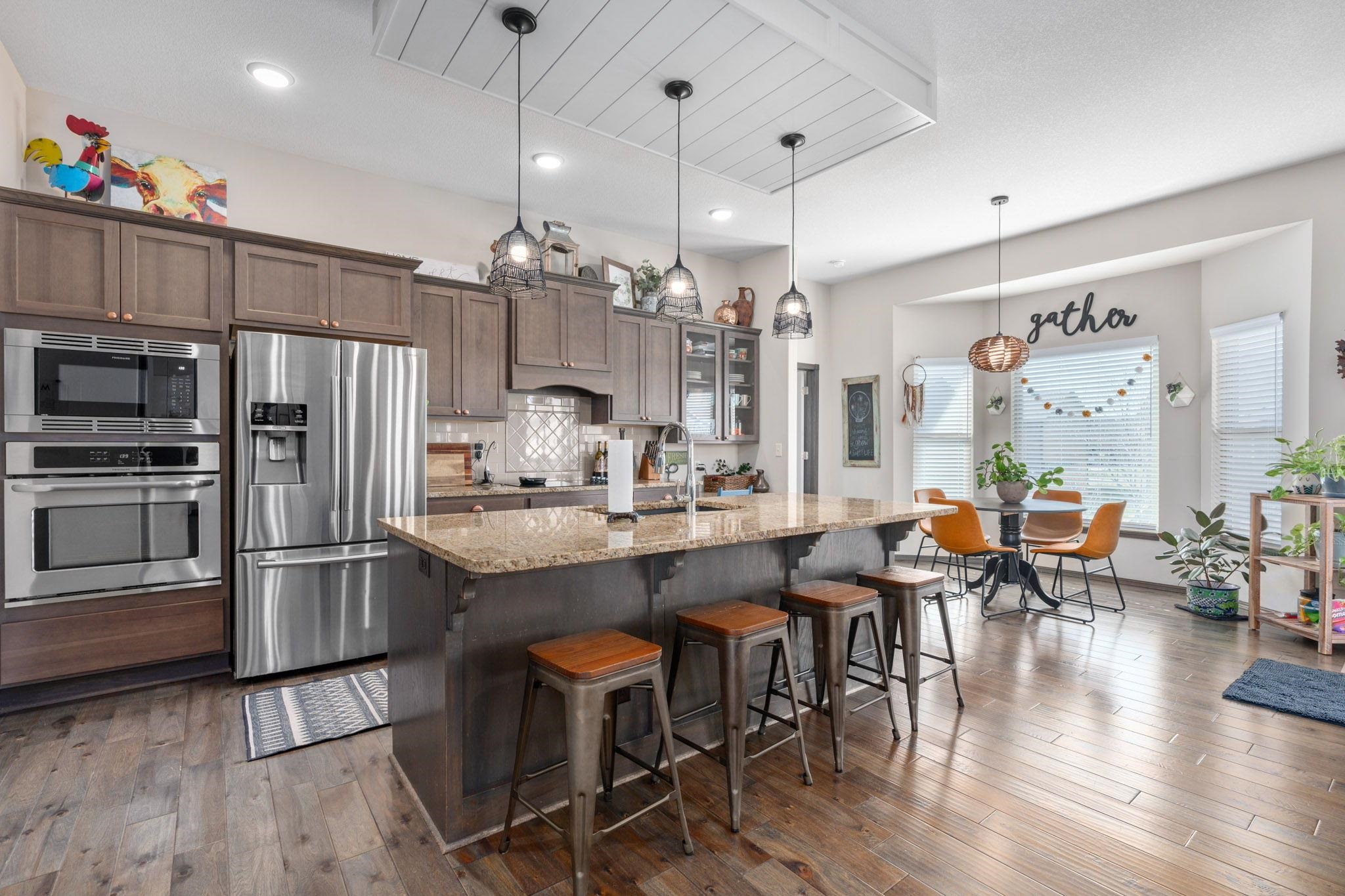 Wichita, Kansas 67205, United States, 5 Bedrooms Bedrooms, ,3 BathroomsBathrooms,Residential,Pending,62919