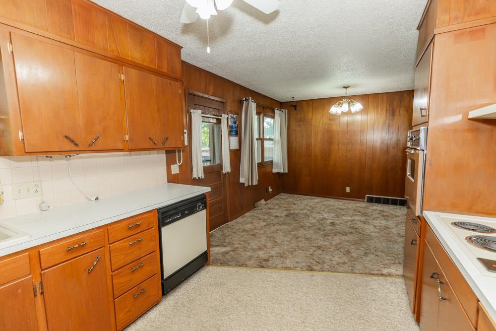 427 Regent Rd, Salina, Kansas image 8