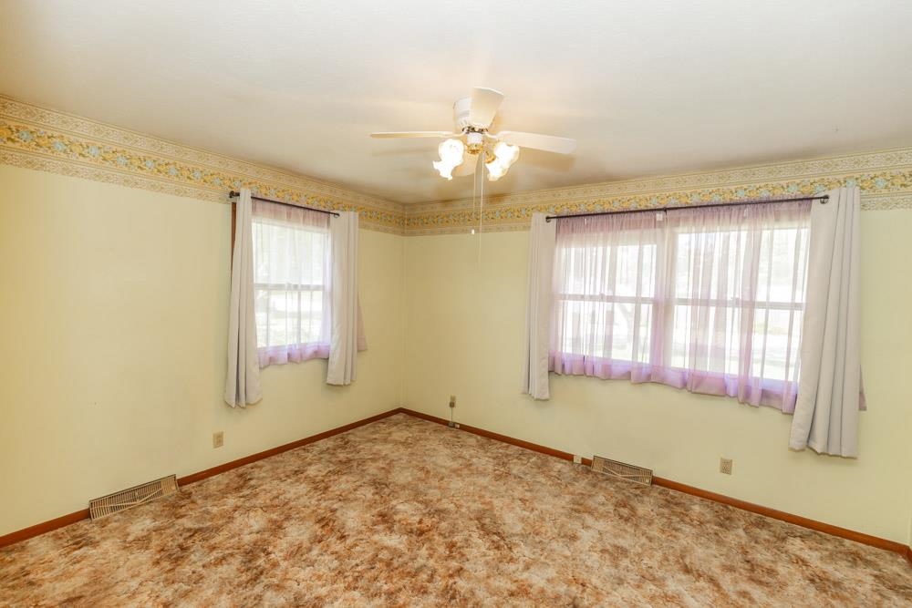 427 Regent Rd, Salina, Kansas image 11