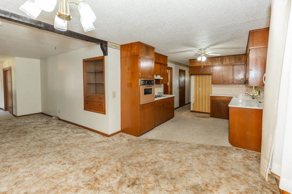 427 Regent Rd, Salina, Kansas image 7