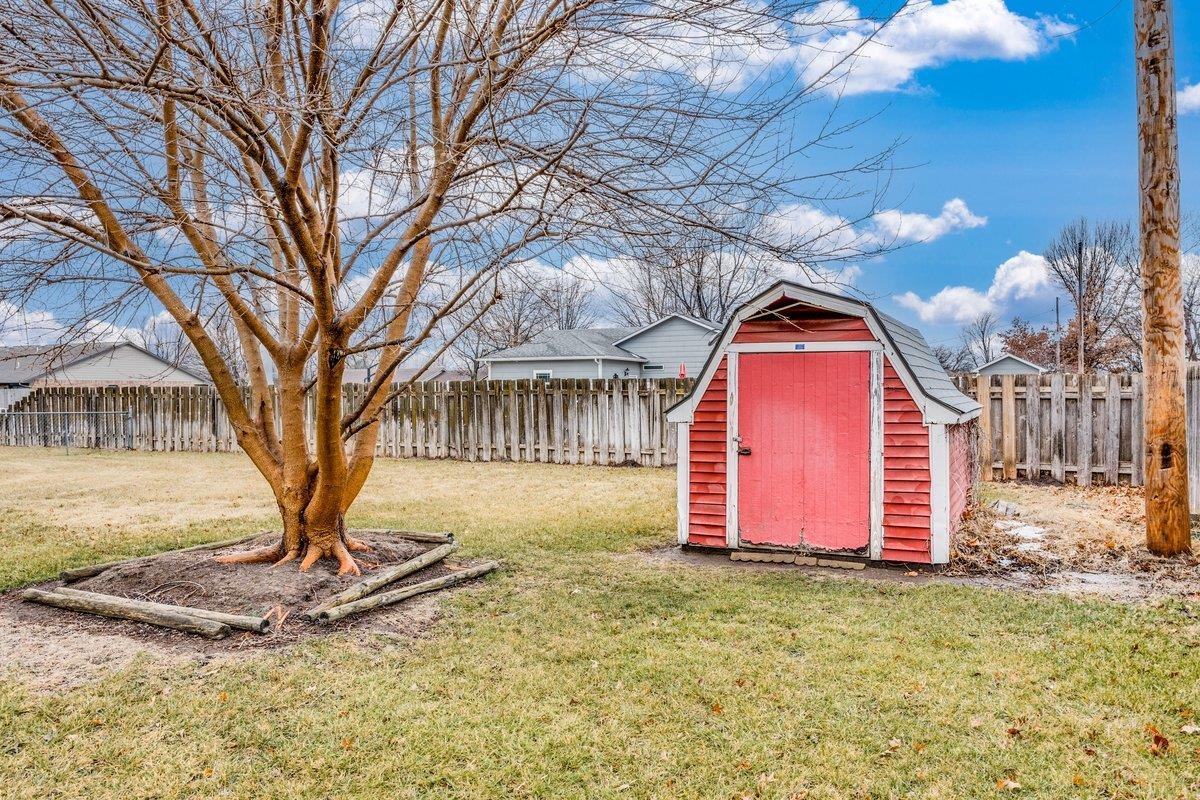 910 Old Farm Estates, Hutchinson, Kansas image 28