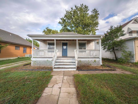 Homes For Sale - 815 N Washington Ave<br/> Wellington, KS 67152