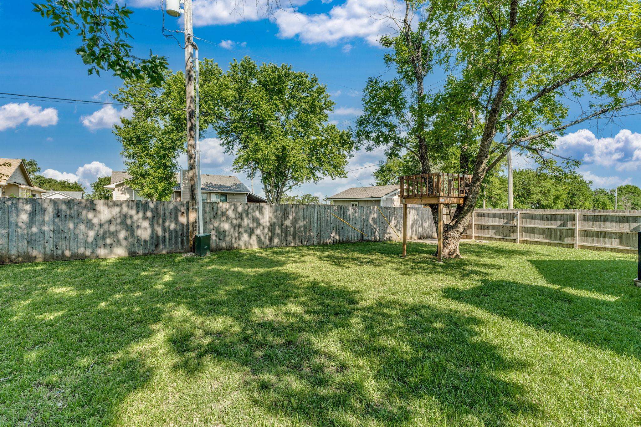 337 N Bentwood Dr, Rose Hill, Kansas image 35