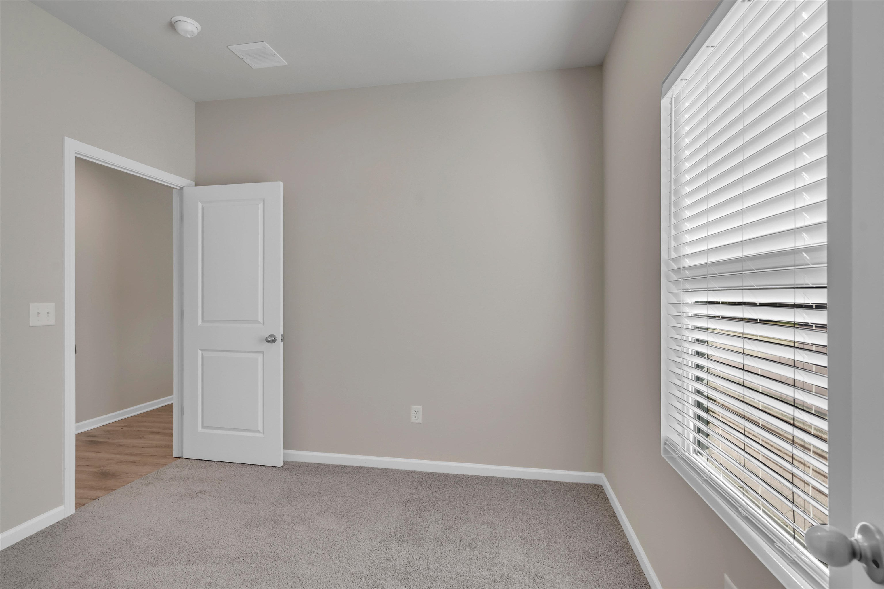 2860 S Maize Ct, Wichita, Kansas image 10