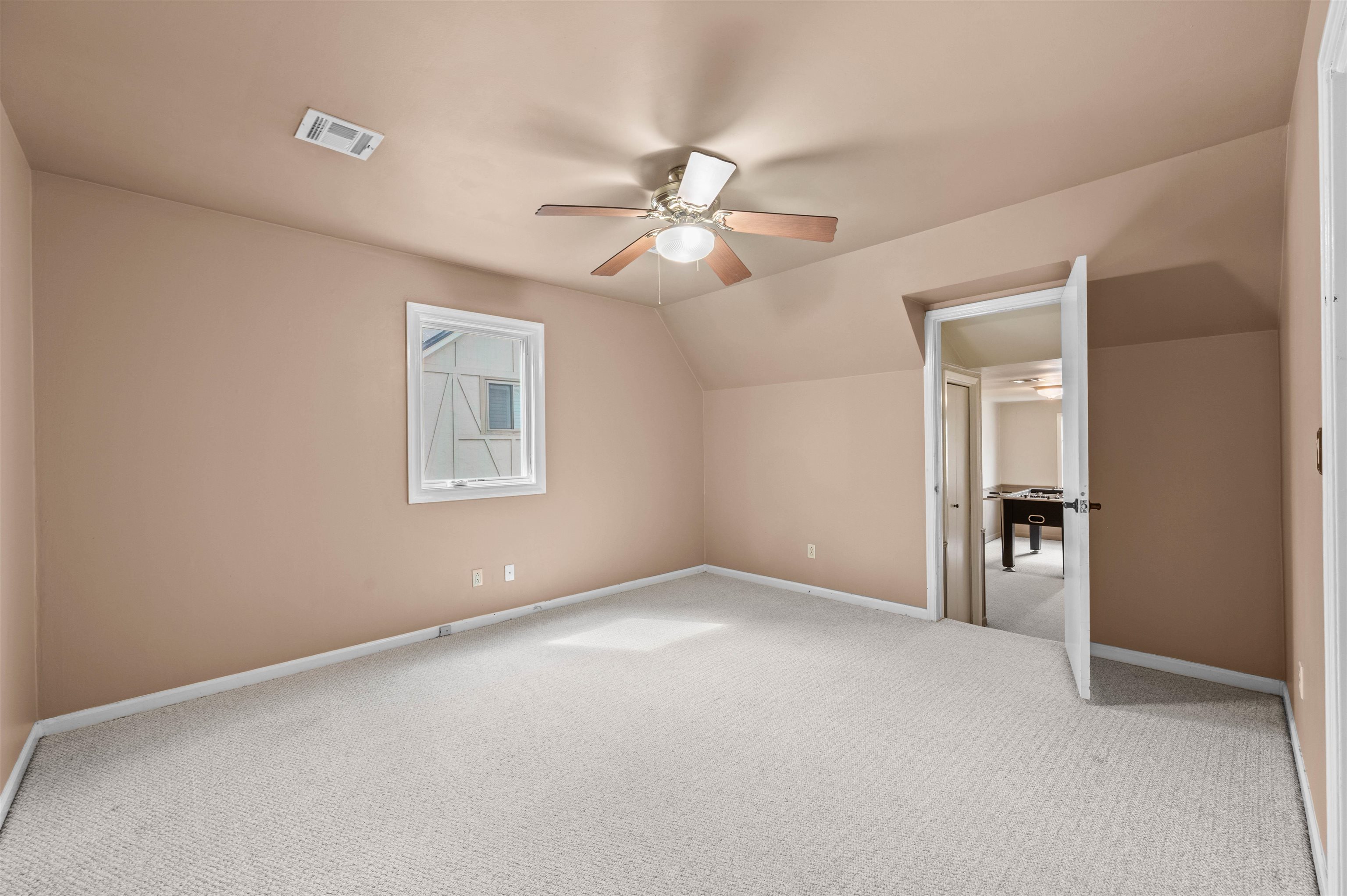 8601 E Brentmoor Ln, Wichita, Kansas image 22