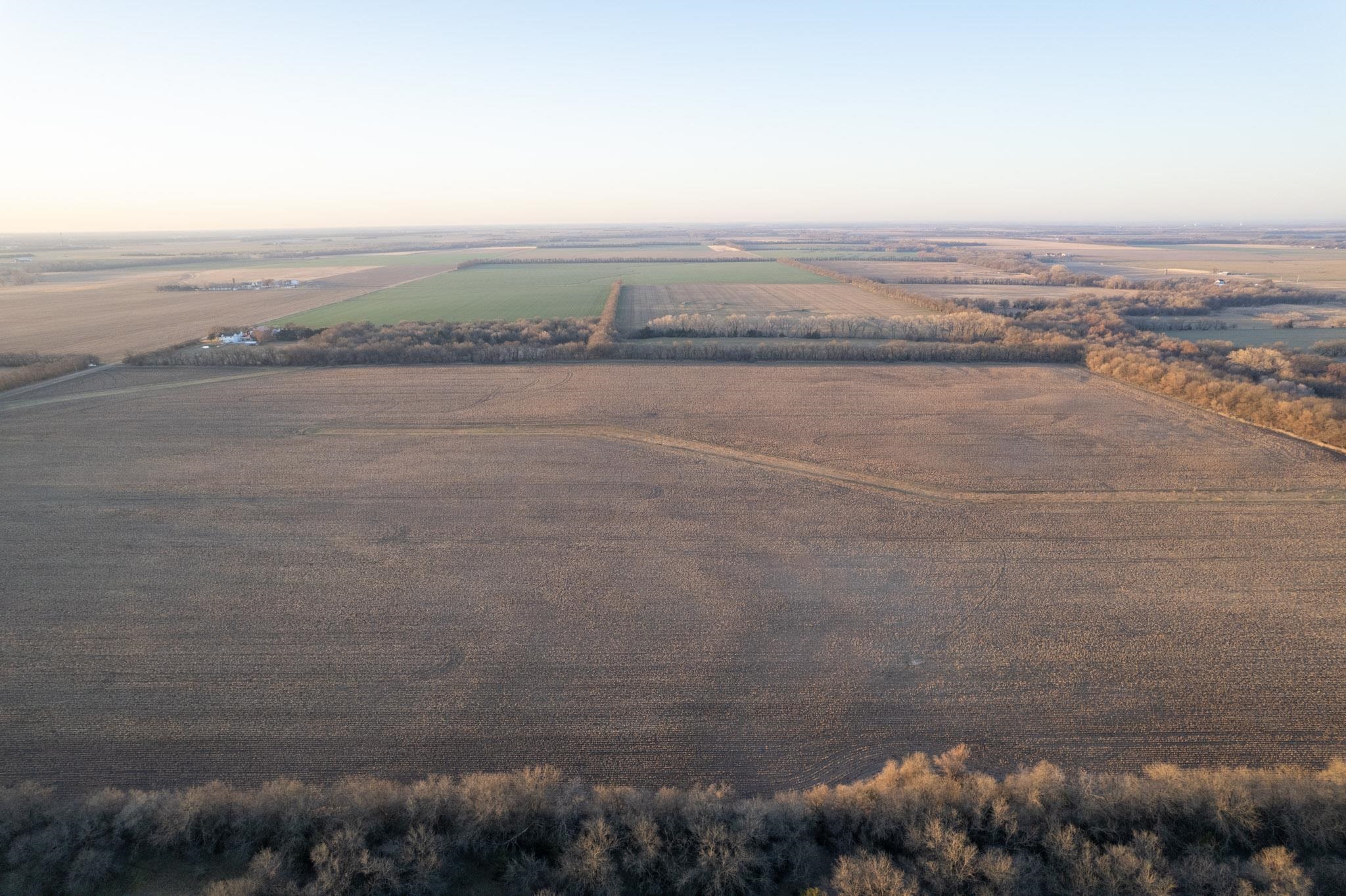 0000 N Hoover Rd, Halstead, Kansas image 6