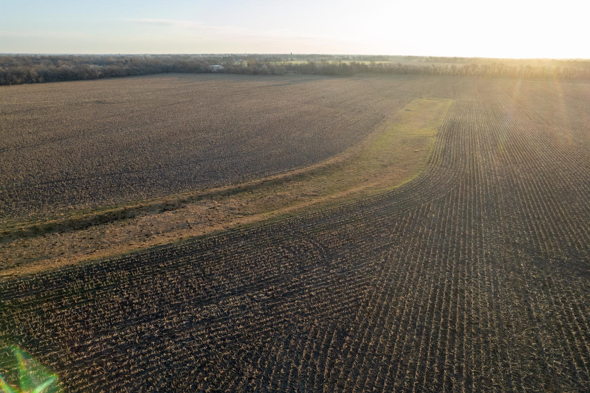 0000 N Hoover Rd, Halstead, Kansas image 27