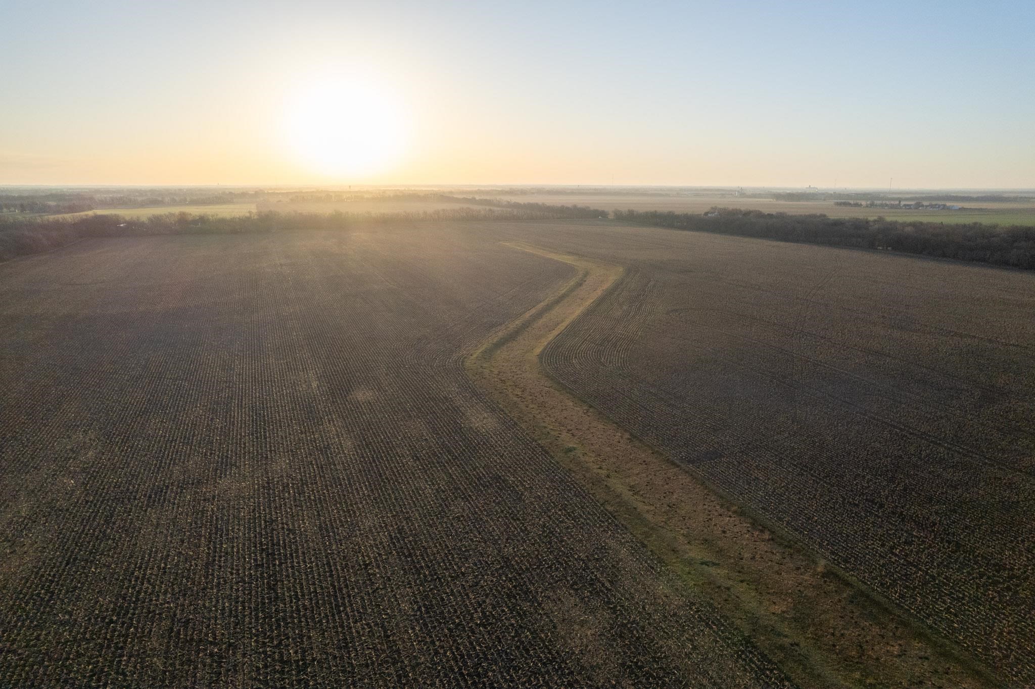 0000 N Hoover Rd, Halstead, Kansas image 21