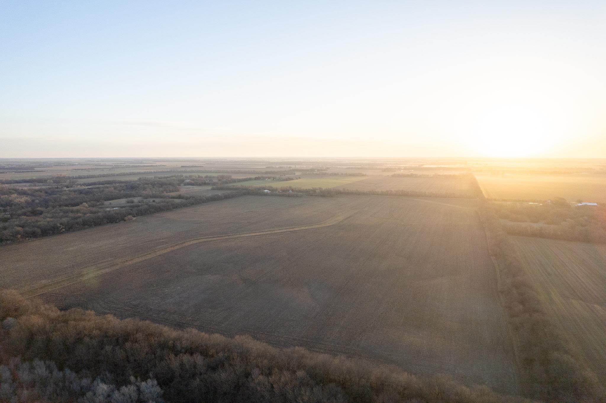 0000 N Hoover Rd, Halstead, Kansas image 1
