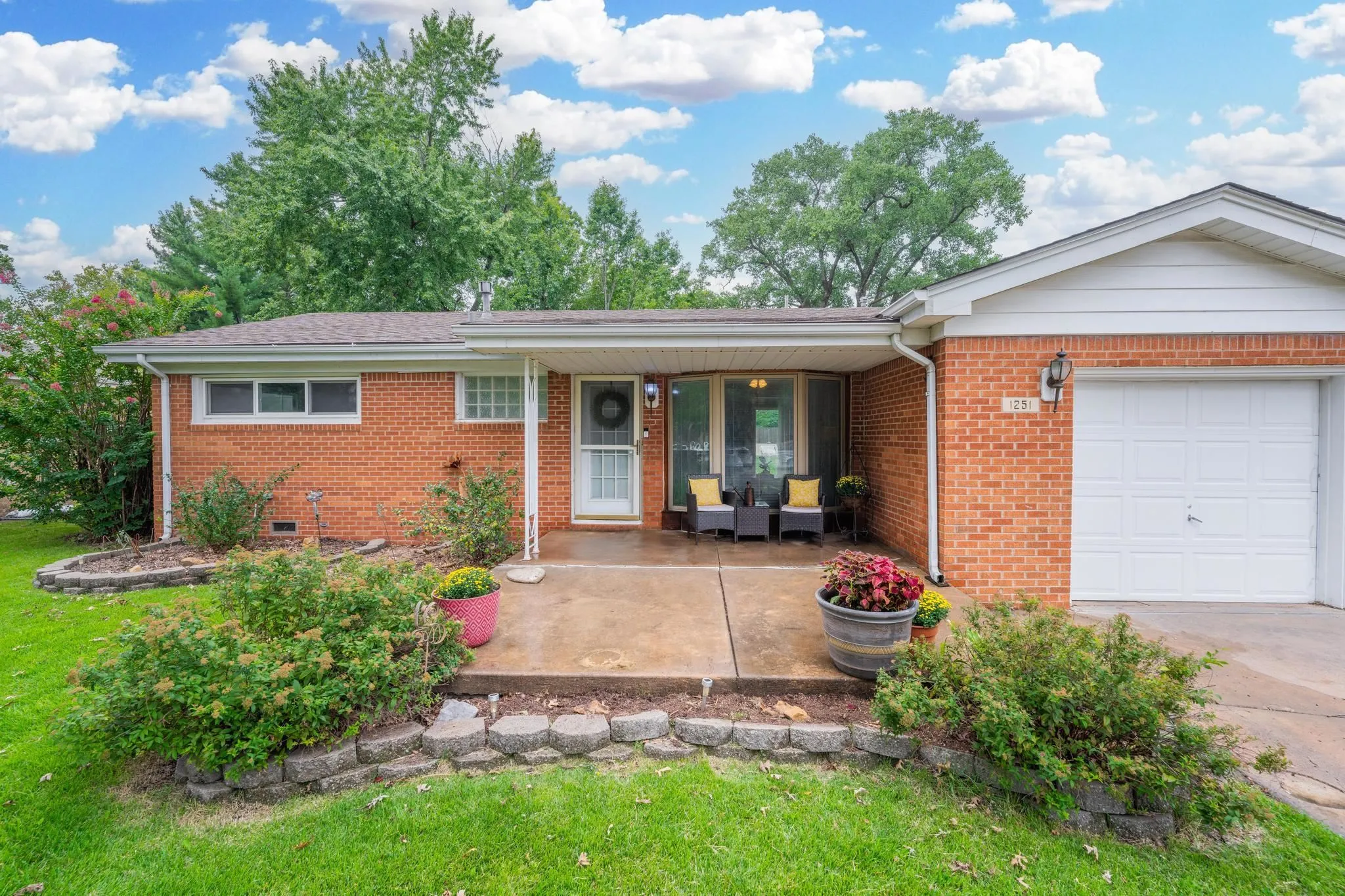 Derby, Kansas 67037, United States, 3 Bedrooms Bedrooms, ,1 BathroomBathrooms,Residential,Pending,202221