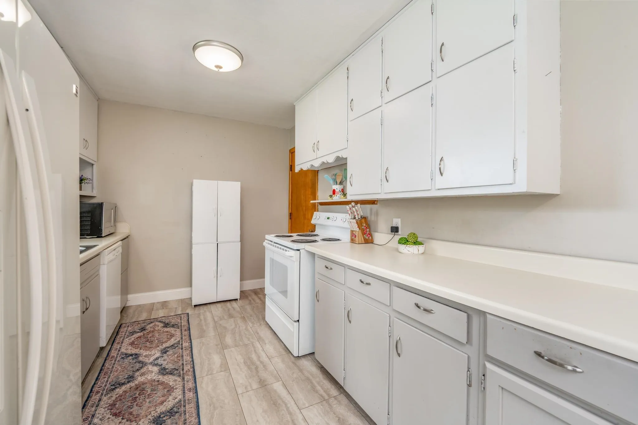 Derby, Kansas 67037, United States, 3 Bedrooms Bedrooms, ,1 BathroomBathrooms,Residential,Pending,202221