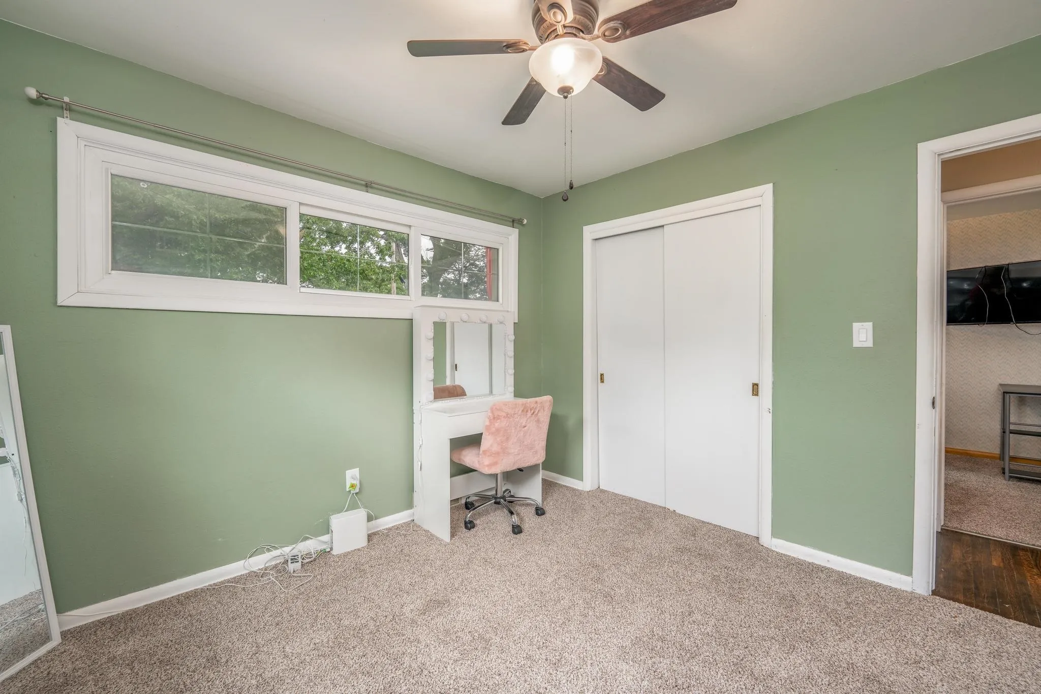 Derby, Kansas 67037, United States, 3 Bedrooms Bedrooms, ,1 BathroomBathrooms,Residential,Pending,202221