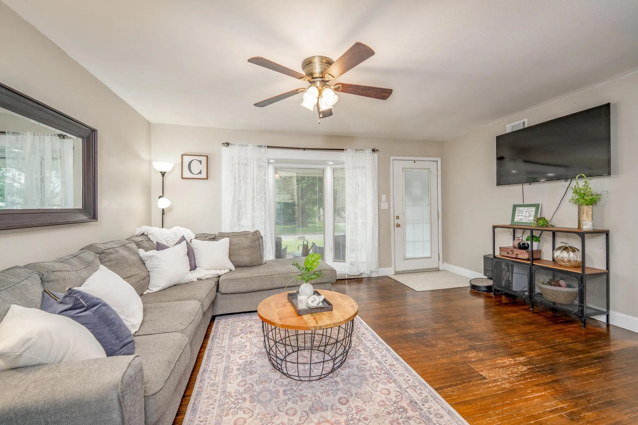 Derby, Kansas 67037, United States, 3 Bedrooms Bedrooms, ,1 BathroomBathrooms,Residential,Pending,202221