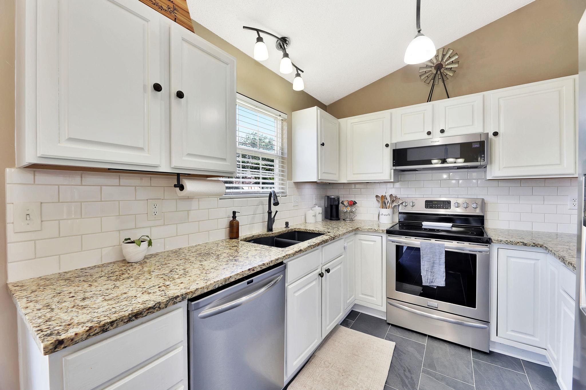 2412 E Ventnor St, Park City, Virginia image 10