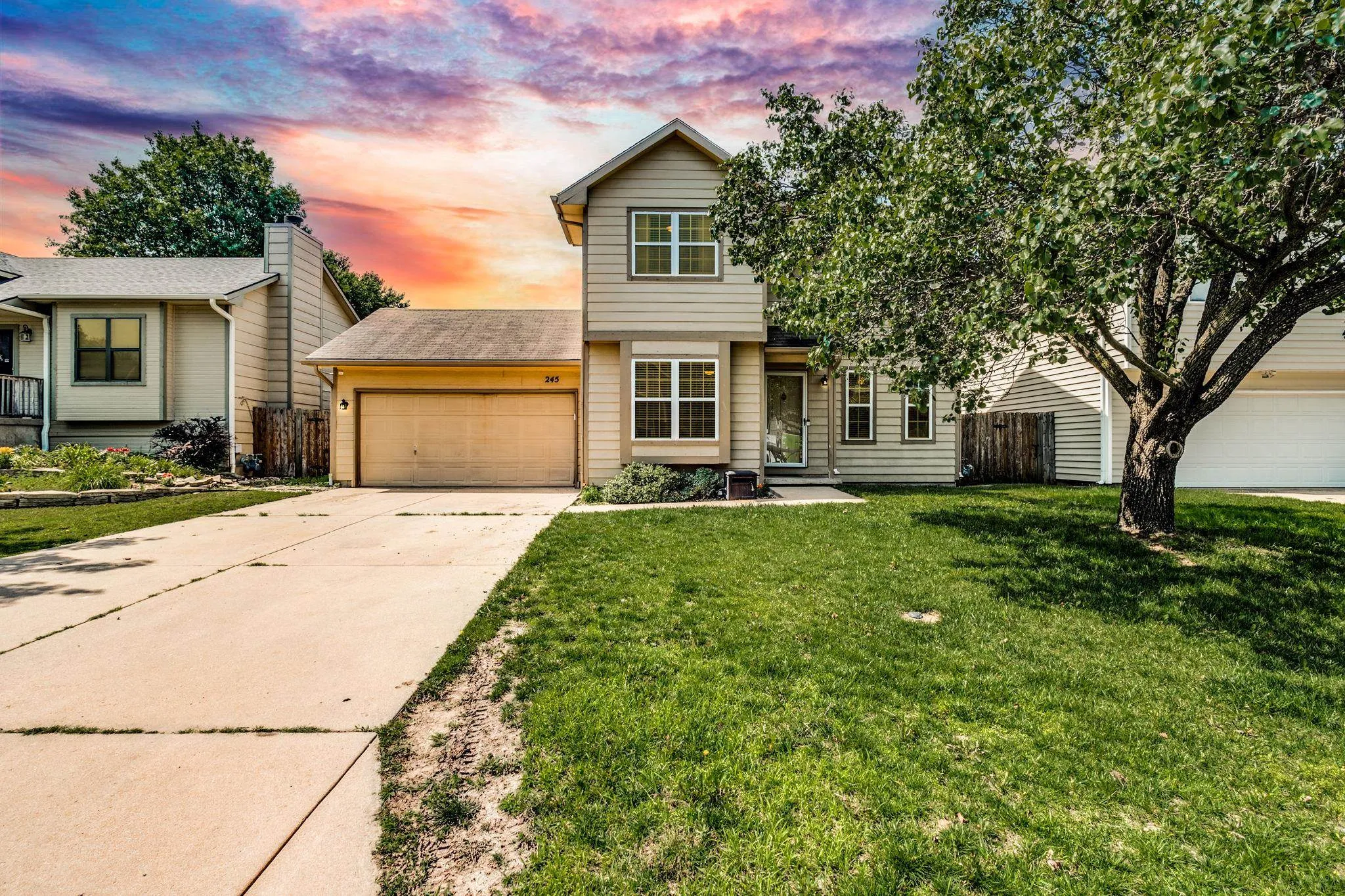 Derby, Kansas 67037, United States, 3 Bedrooms Bedrooms, ,3 BathroomsBathrooms,Residential,Pending,155126