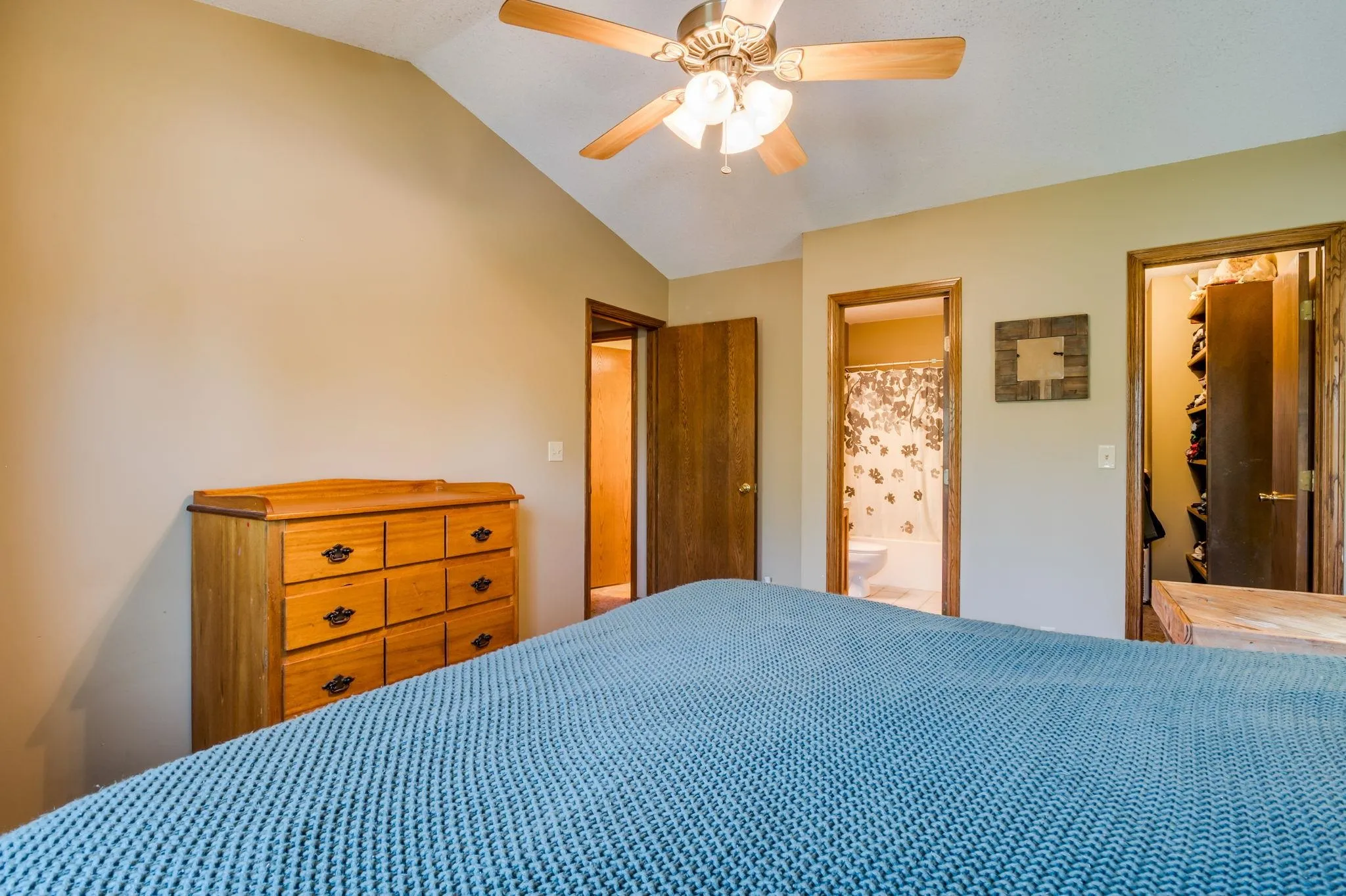 Derby, Kansas 67037, United States, 3 Bedrooms Bedrooms, ,3 BathroomsBathrooms,Residential,Pending,155126