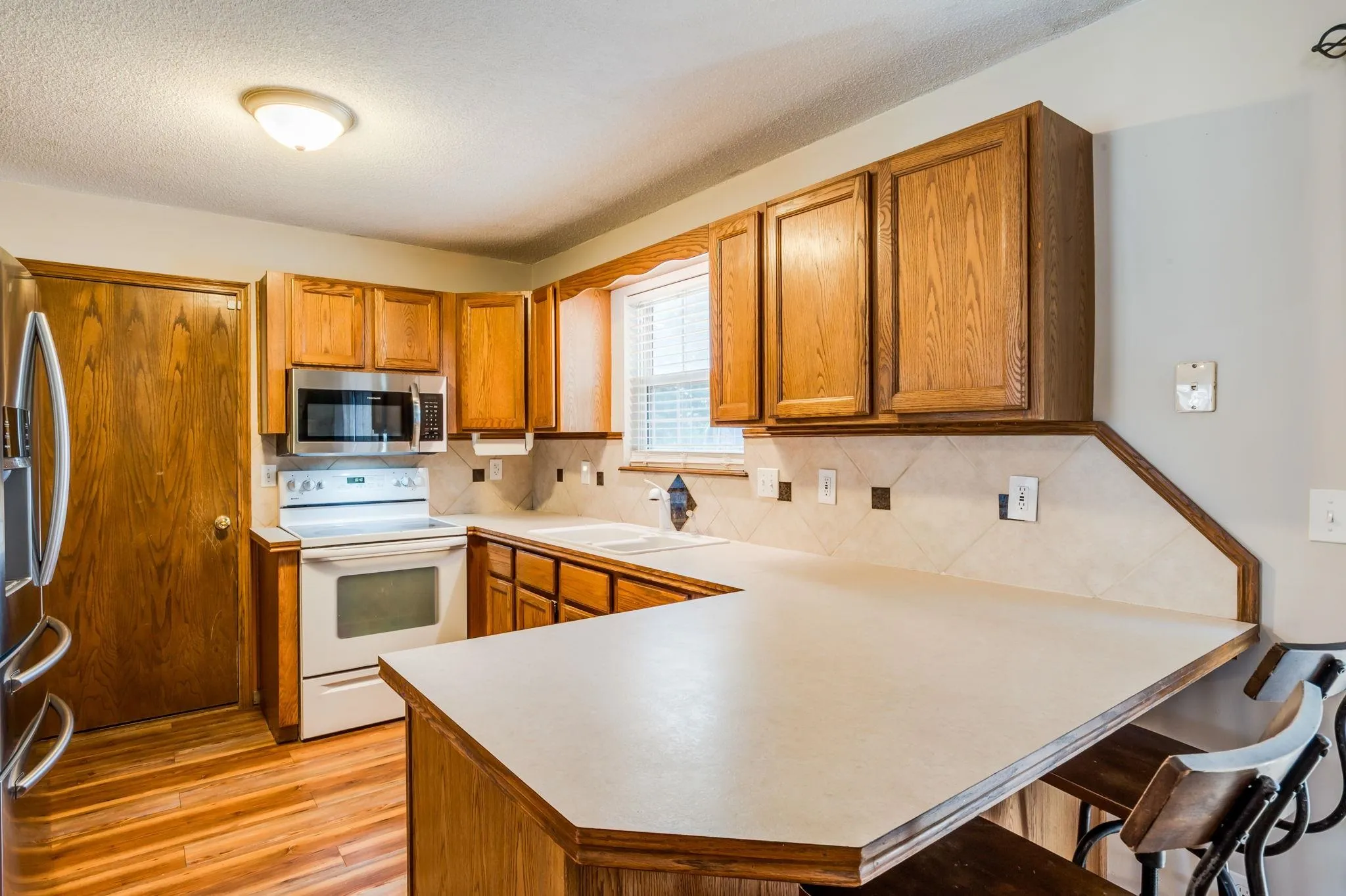 Derby, Kansas 67037, United States, 3 Bedrooms Bedrooms, ,3 BathroomsBathrooms,Residential,Pending,155126