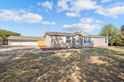 Mobile Home For Sale - 3521 S 137th St E St<br/> Wichita, KS 67232