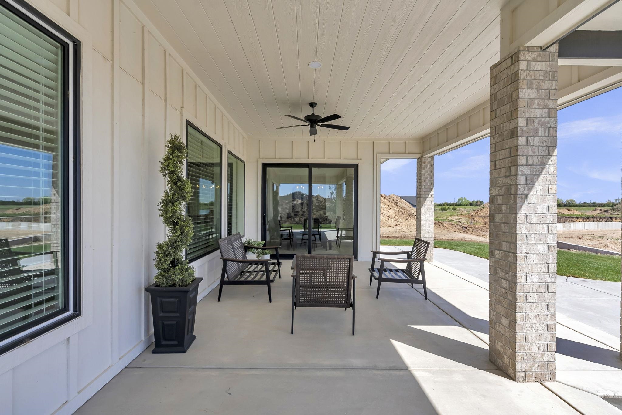 8317 W Waterway Ct, Maize, Kansas image 32