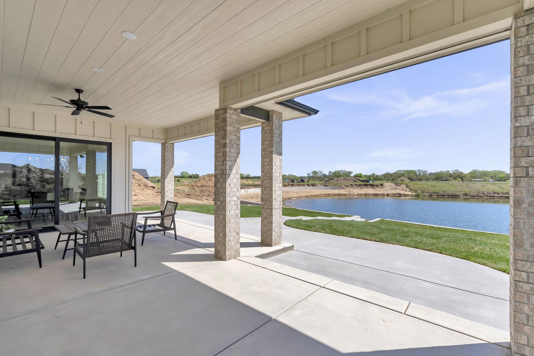 8317 W Waterway Ct, Maize, Kansas image 33