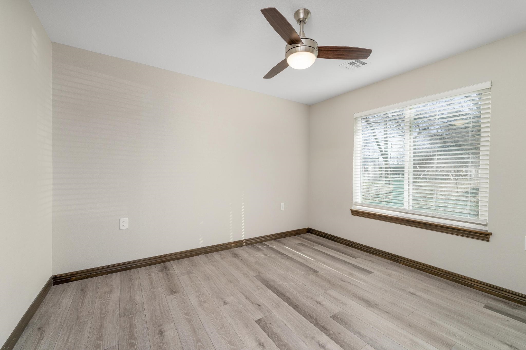 320 N Warren Ave, Rose Hill, Kansas image 17