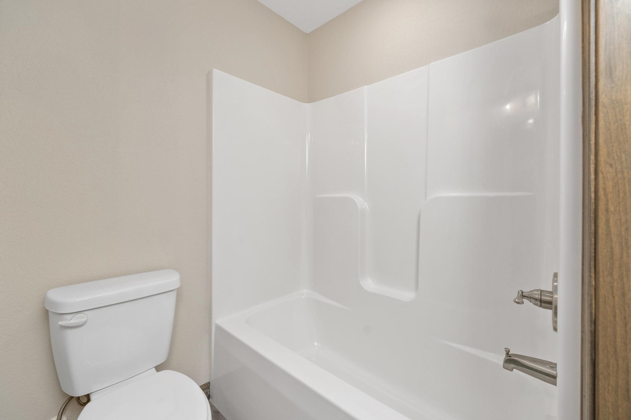 320 N Warren Ave, Rose Hill, Kansas image 18