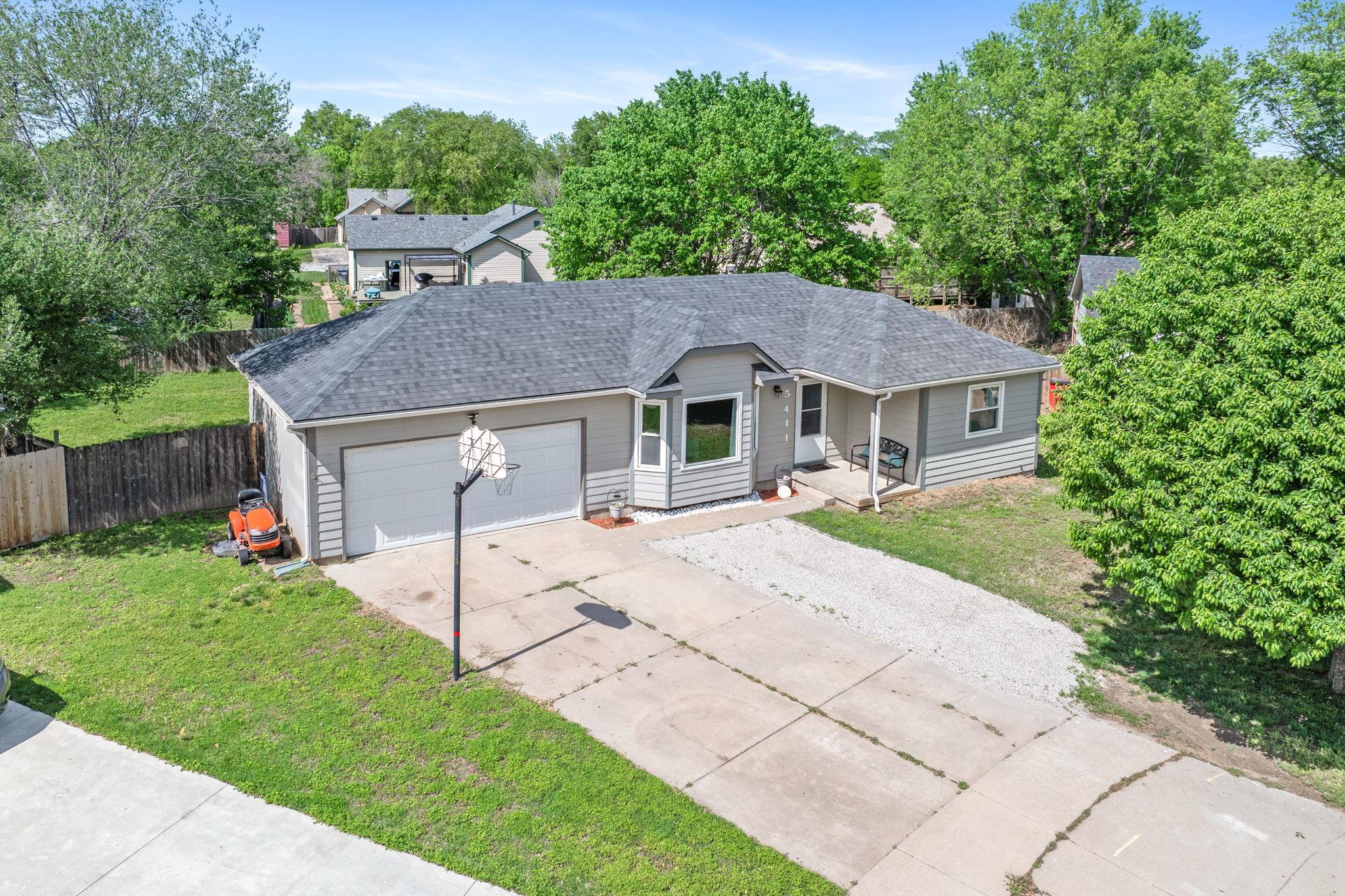 5411 S Gold Ct, Wichita, Kansas image 2