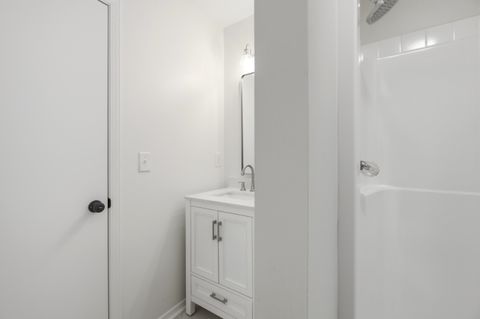 Tiny photo for 333 W Arrowhead St., St, Kechi, KS 67067 (MLS # 669293)