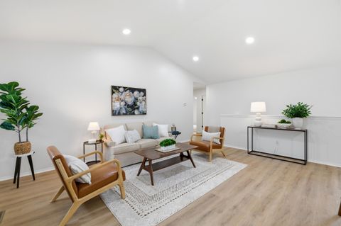 Tiny photo for 333 W Arrowhead St., St, Kechi, KS 67067 (MLS # 669293)