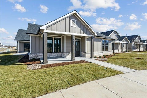 Homes For Sale - 14113 Barn Owl St<br/> Wichita, KS 67235