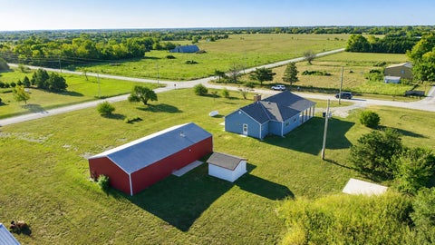 Homes For Sale - 12024 SW 160th St<br/> Rose Hill, KS 67133
