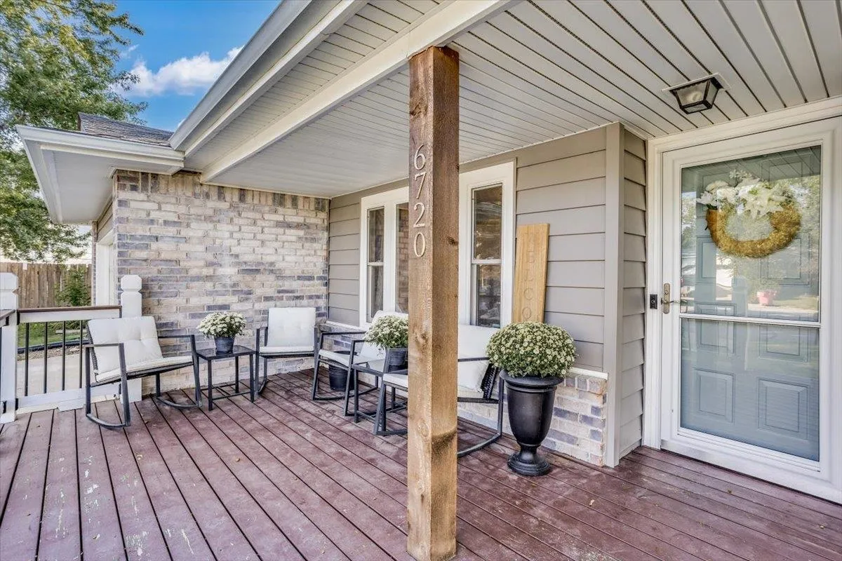 Wichita, Kansas 67226, United States, 3 Bedrooms Bedrooms, ,3 BathroomsBathrooms,Residential,Pending,45133