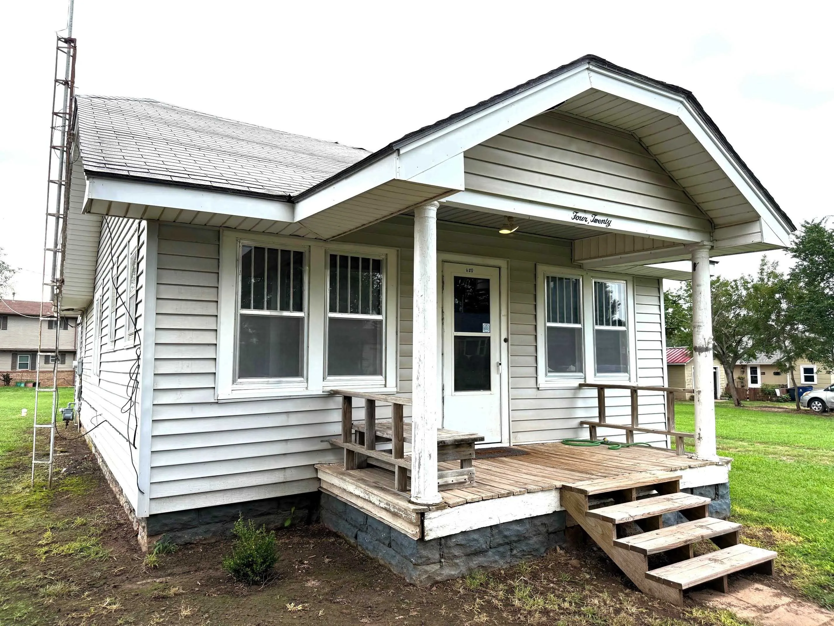 Caldwell, Kansas 67022, United States, 2 Bedrooms Bedrooms, ,1 BathroomBathrooms,Residential,Active,165630