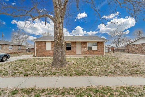 Homes For Sale - 1602 E Del Mar<br/> Sedgwick County, Wichita, KS 67216