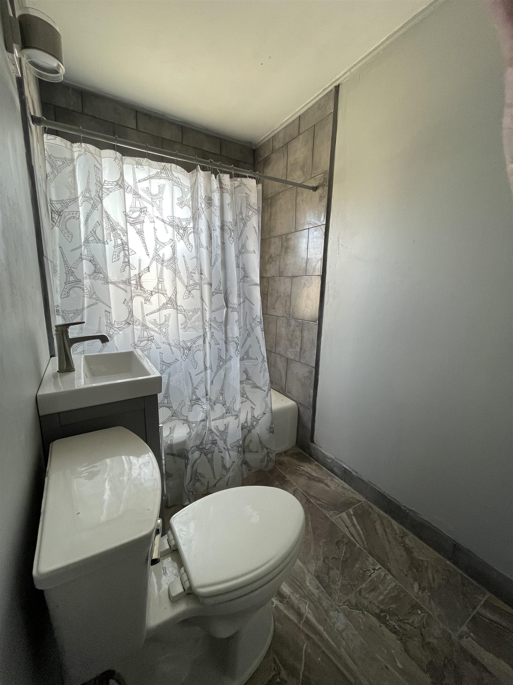 2910 E 24th St N St, Wichita, Kansas image 2