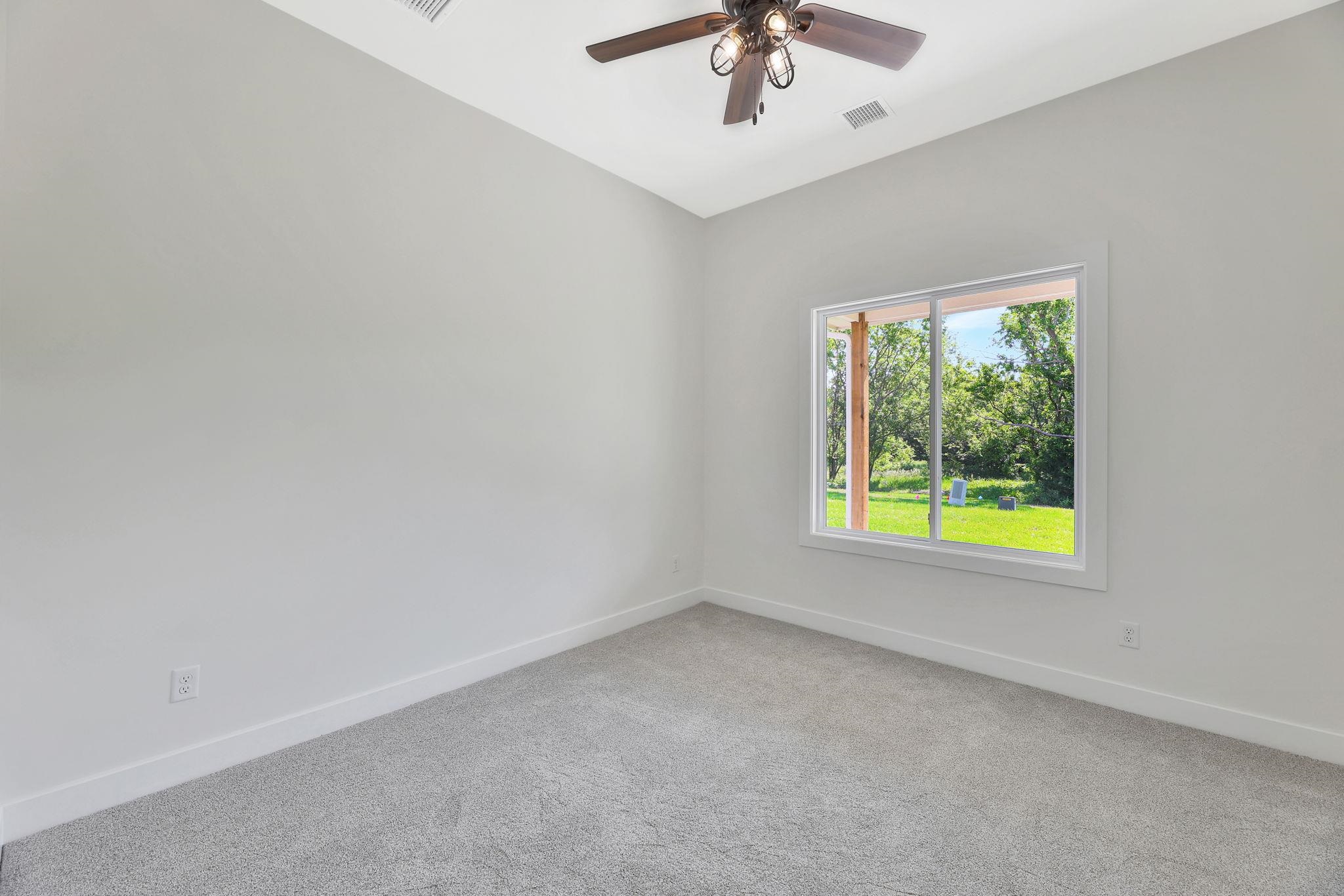 1208 Stutzman St, Halstead, Kansas image 24
